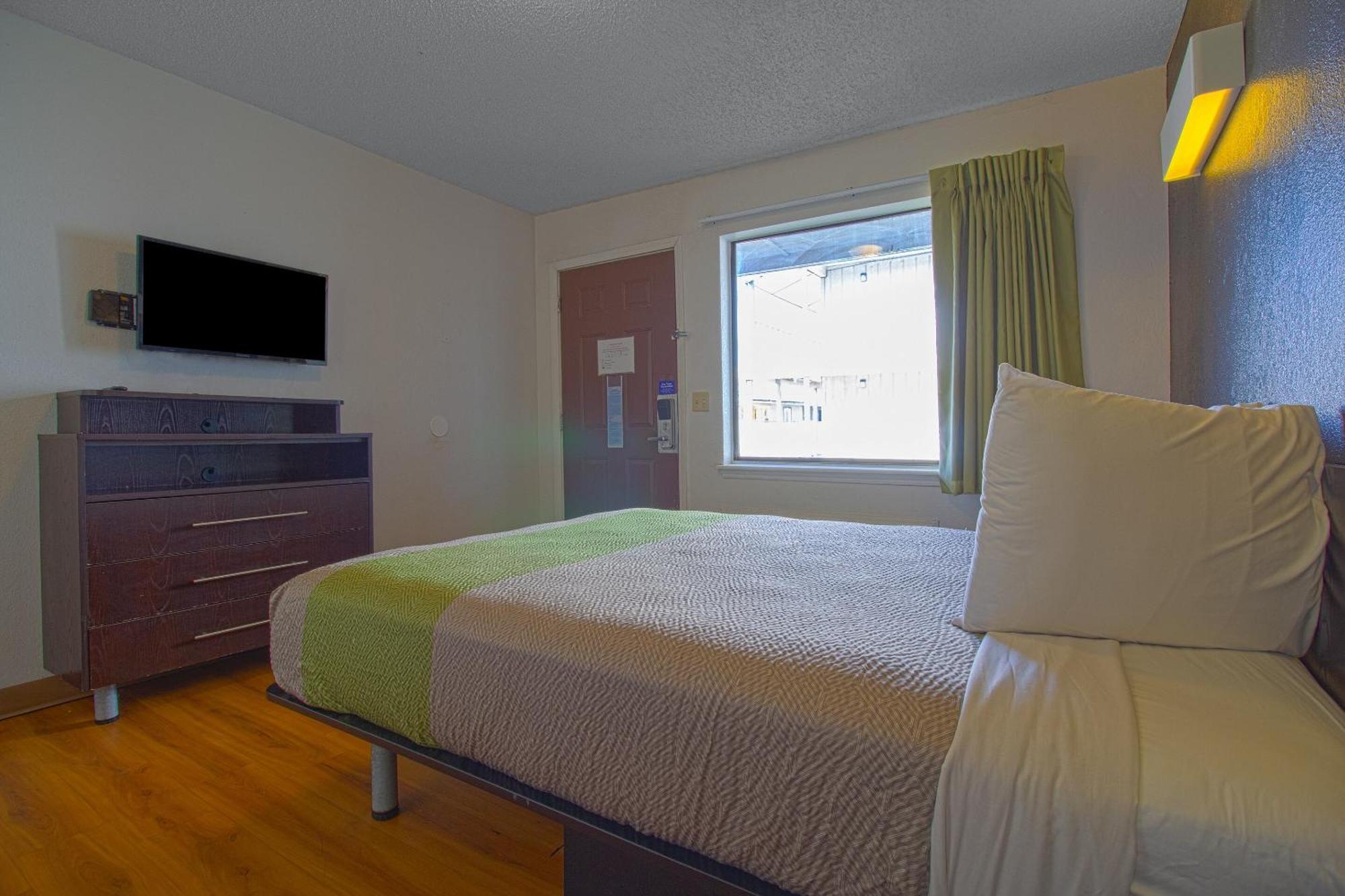Studio Inn Extended Stay Oklahoma City Airport By Oyo Exterior photo