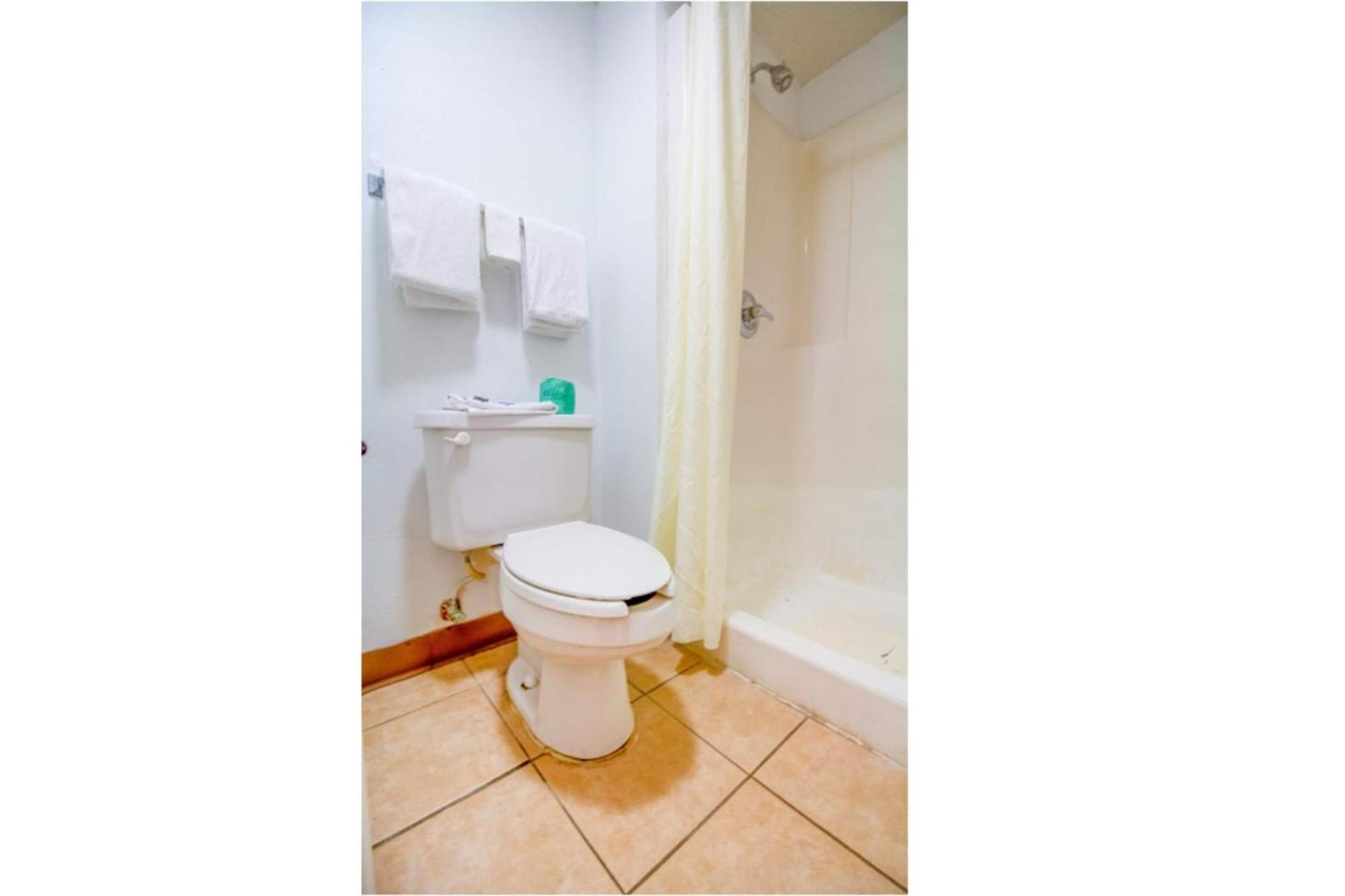 Studio Inn Extended Stay Oklahoma City Airport By Oyo Exterior photo