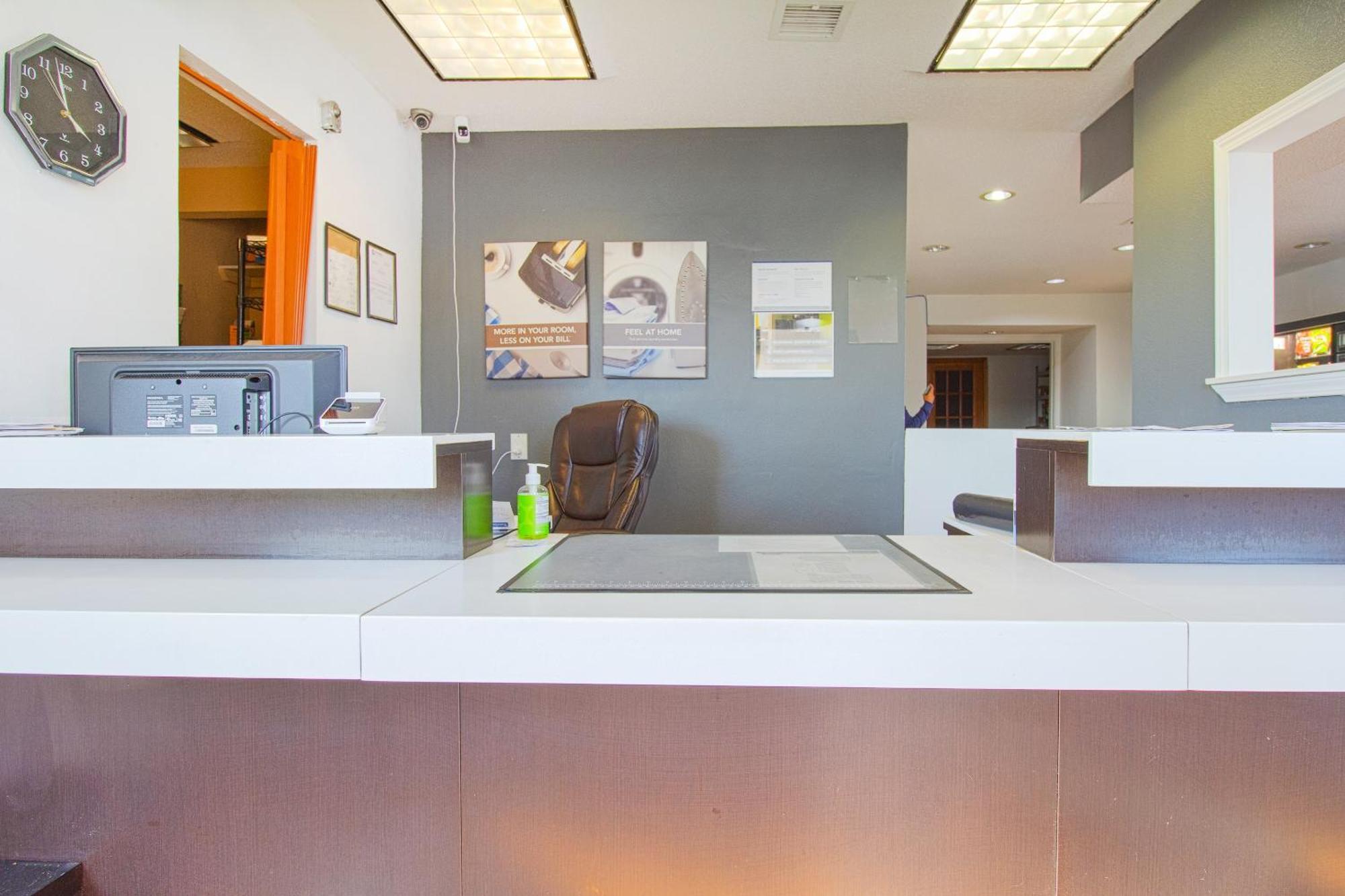 Studio Inn Extended Stay Oklahoma City Airport By Oyo Exterior photo