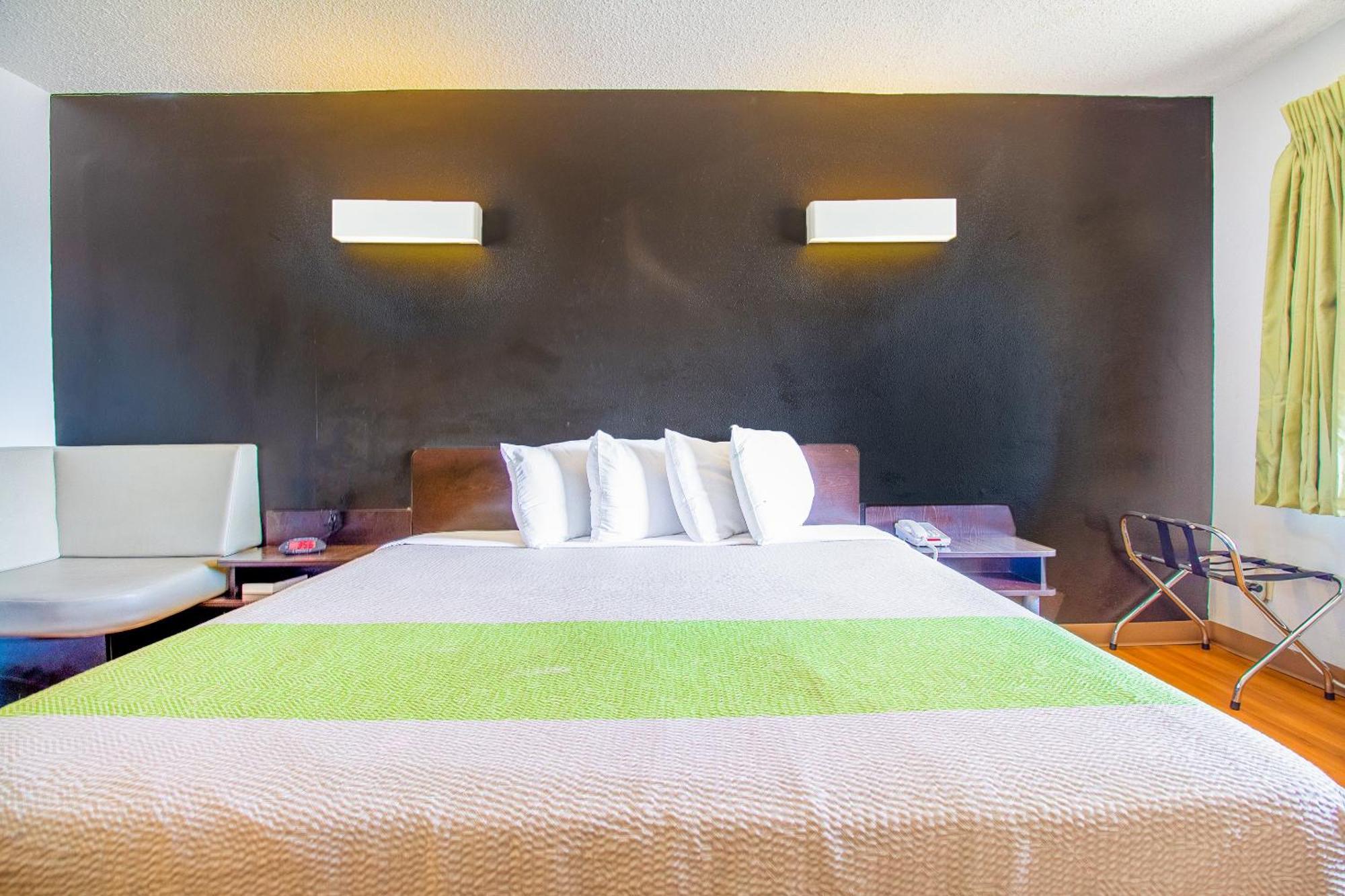 Studio Inn Extended Stay Oklahoma City Airport By Oyo Exterior photo